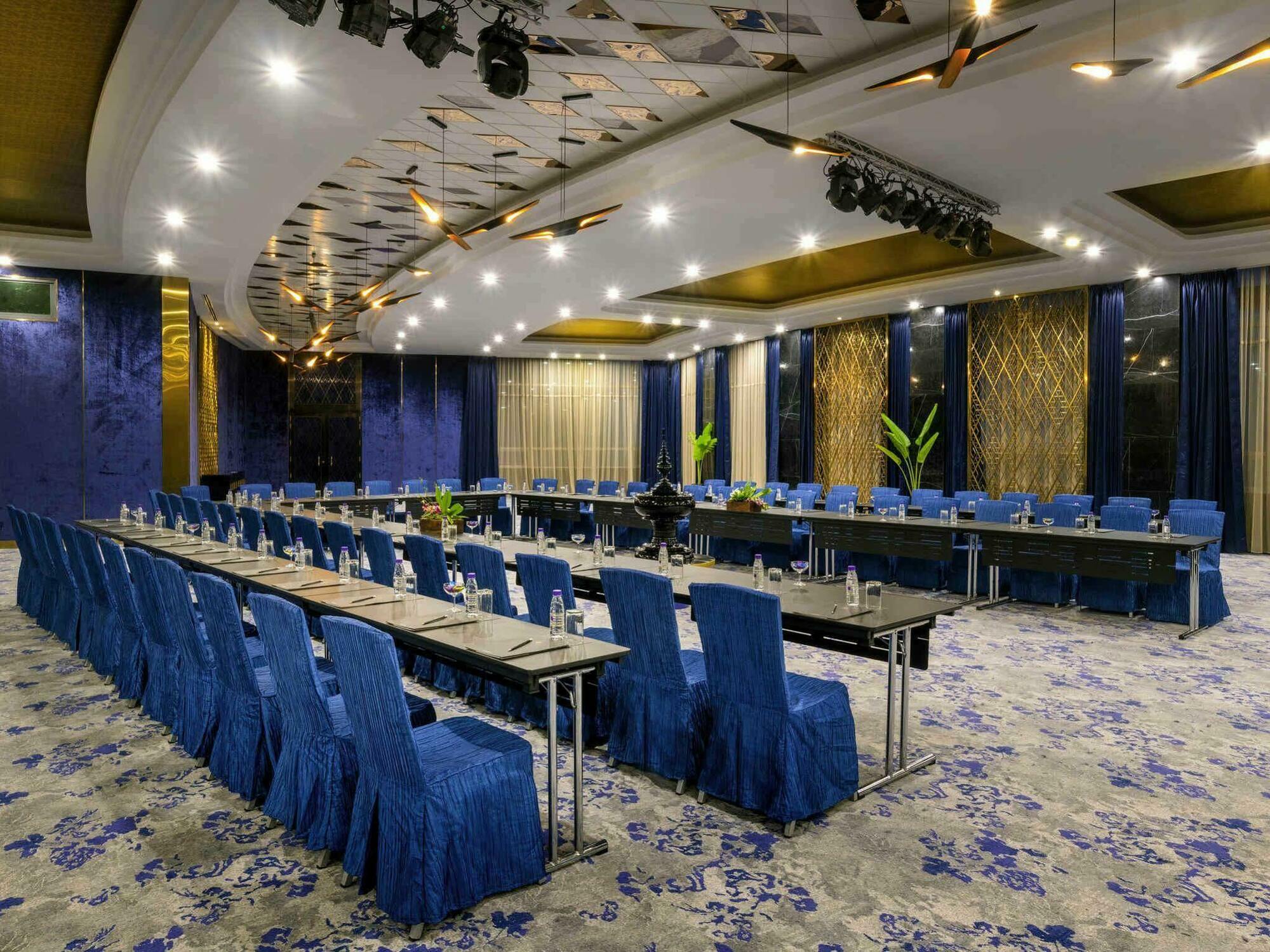 Grand Mercure Golden Empire Hotel