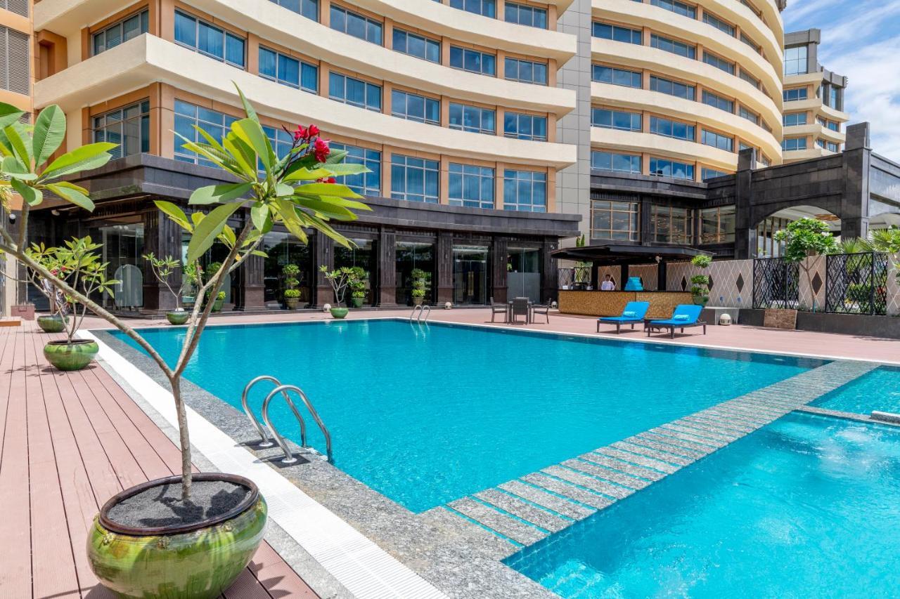 Hotel Grand Mercure Golden Empire 5*