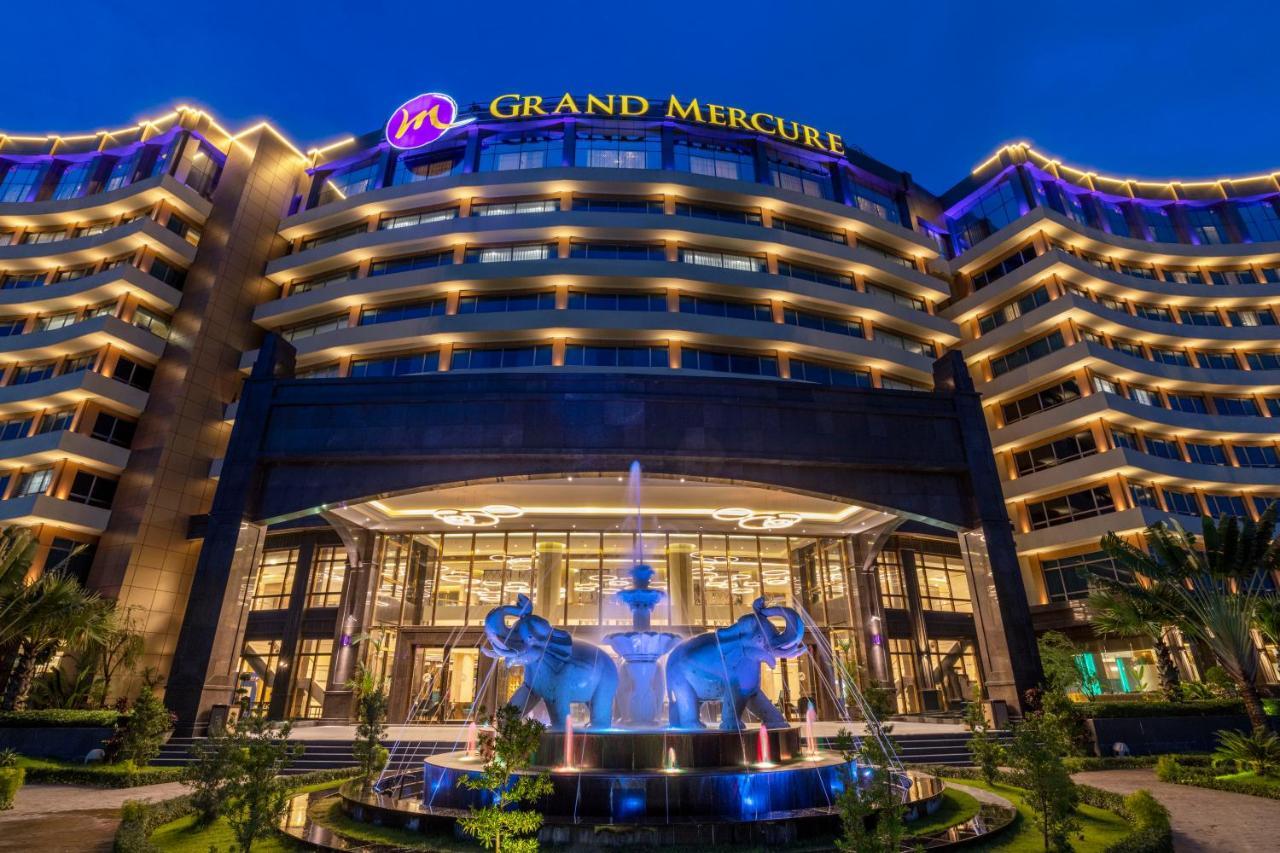 Hotel Grand Mercure Golden Empire 5*